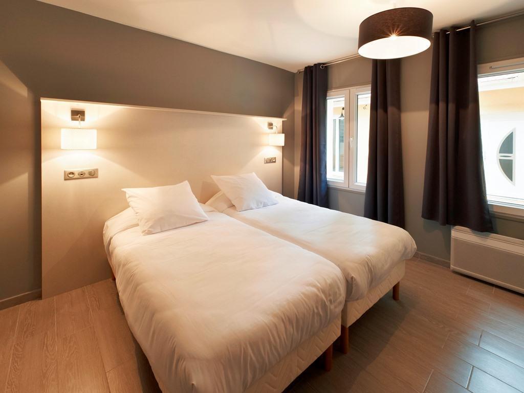 Hotel Jade Aulnay-sous-Bois Eksteriør billede