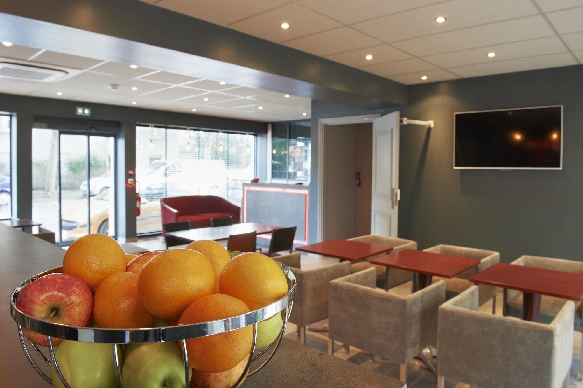 Hotel Jade Aulnay-sous-Bois Eksteriør billede